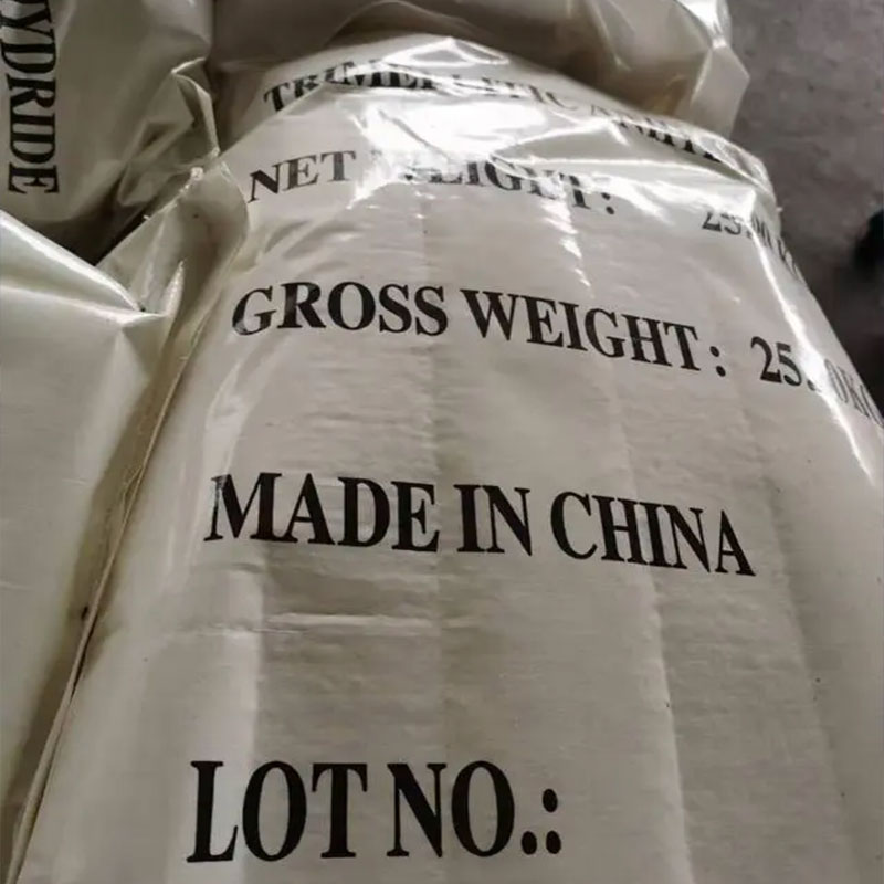 Miért kritikusak a szerves vegyi anyagok a modern iparágakban?